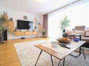 Stilvoll, modern, besonders: Doppelhaushälfte mit Vorder...