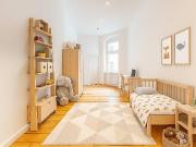 Stilvoll modernisiert: 4 Zimmer Altbauwohnung mit...