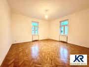 Stilvoll renovierte 3 Zimmer Wohnung in zentraler Lage...