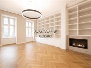 Stilvoll renovierte Altbauwohnung in sehr zentraler Lage