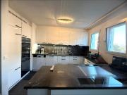 Stilvoll renovierte Wohnung in idyllischer Grünlage