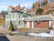 Stilvoll restauriertes Wohnhaus von 1919