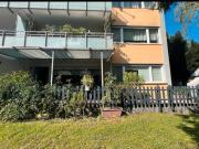 Stilvoll sanierte 3 Zimmer Erdgeschosswohnung mit zwei...