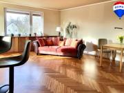 Stilvoll sanierte ETW mit Aufzug & 2 Balkonen im 1. OG –...