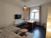 Stilvoll sanierter Altbau mit Balkon ins Grüne – 4...