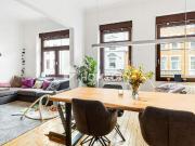 Stilvoll wohnen im Altbau großzügige 4 Zimmer Wohnung in...