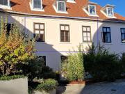 Stilvolle 2 Zimmer Altbauwohnung im Zentrum – Erstbezug...