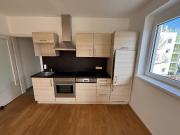 Stilvolle 2 Zimmer Wohnung in Graz: Balkon, Stadtblick,...