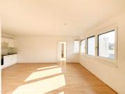 Stilvolle 2 Zimmer Wohnung mit Balkon im Herzen von...