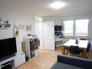 Stilvolle 2 Zimmer Wohnung mit Balkon, Terasse,...