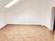 Stilvolle 2 Zimmer Wohnung mit Balkon und Tiefgaragen...