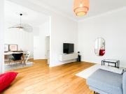 Stilvolle 3,5 Zimmer Altbauwohnung mit Balkon und...