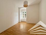 Stilvolle 3 Zimmer Altbauwohnung mit DAN Küche an der...