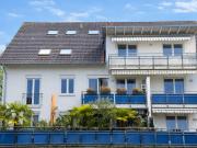 Stilvolle 3 Zimmer Dachgeschosswohnung mit Balkon