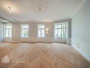 Stilvolle 3 Zimmer Eigentumswohnung mit Balkon, Erstbezug