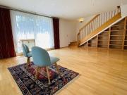 Stilvolle 3 Zimmer Maisonette mit Terrasse in grüner...