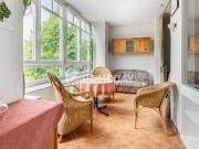Stilvolle 4 Zimmer Wohnung mit Balkon und Wintergarten...
