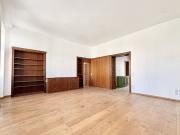 Stilvolle Altbauwohnung mit großen Räumen