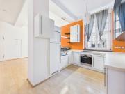 Stilvolle Altbauwohnung mit Wellness, Stadtnähe und...