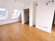 Stilvolle Dachgeschoss Maisonettewohnung mit 2...