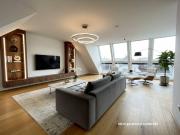 Stilvolle Dachgeschosswohnung mit außergewöhnlicher...