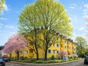 Stilvolle Dachgeschosswohnung mit Loggia und Blick auf...