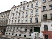 Elegante Altbauwohnung, mit Charakter