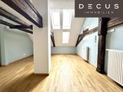 | STILVOLLE & EXKLUSIVE DACHGESCHOSSWOHNUNG IM HERZEN...