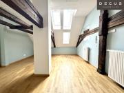 | STILVOLLE & EXKLUSIVE DACHGESCHOSSWOHNUNG IM HERZEN...