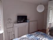 Stilvolle, geräumige 2 Zimmer Wohnung, möbliert, in...