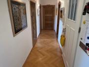 Stilvolle, helle Altbauwohnung