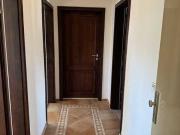 Stilvolle, modernisierte 2,5 Zimmer Wohnung mit EBK in...