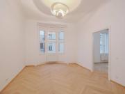 Stilvolle neu renovierte Altbauwohnung ca.107m² mit...