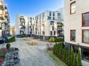 Stilvolle Neubauwohnung mit Balkon und Tiefgarage im...