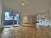 Stilvolle Neubauwohnung mit perfekter Anbindung und...