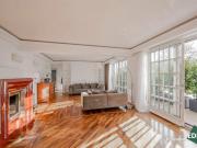 Stilvolle Penthouse Maisonette mit großer Terrasse in...