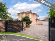 Stilvolle Stadtvilla bei Warnemünde Zwischen Golfplatz...