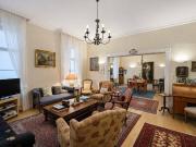 Stilvolle und großzügige Wohnung zum Wohlfühlen!