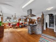 Stilvolle, vollmöblierte 3 Zimmer Wohnung mit zwei...