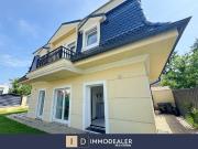 STILVOLLES EINFAMILIENHAUS AUF EIGENGRUND IN RUHIGER...