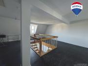 Stilvolles Wohnen auf zwei Ebenen – Gemütliche...