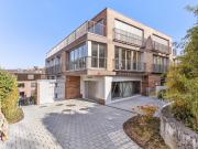 Stilvolles Wohnen im Grünen – mitten in Zürich