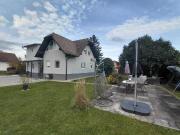 Stilvolles Zuhause mit Gartenidylle für die ganze Familie!