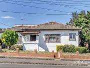 Stirring potential with rich period charm