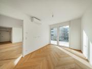 STOCK IM WEG Dachgeschoss Eigentumswohnung in suburbaner...