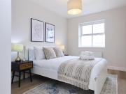 Stocton Close, Guildford GU1, 3 bed terraced house to...