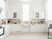 Stone Hall Gardens, Kensington, 2 Bedroom Flat