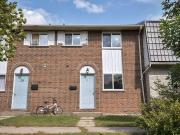 Stoneglen Townhouses