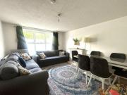 Stoneyard Lane, London, 2 Bedroom Flat