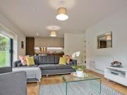 Stoneywood Brae, Aberdeen, 2 Bedroom Flat